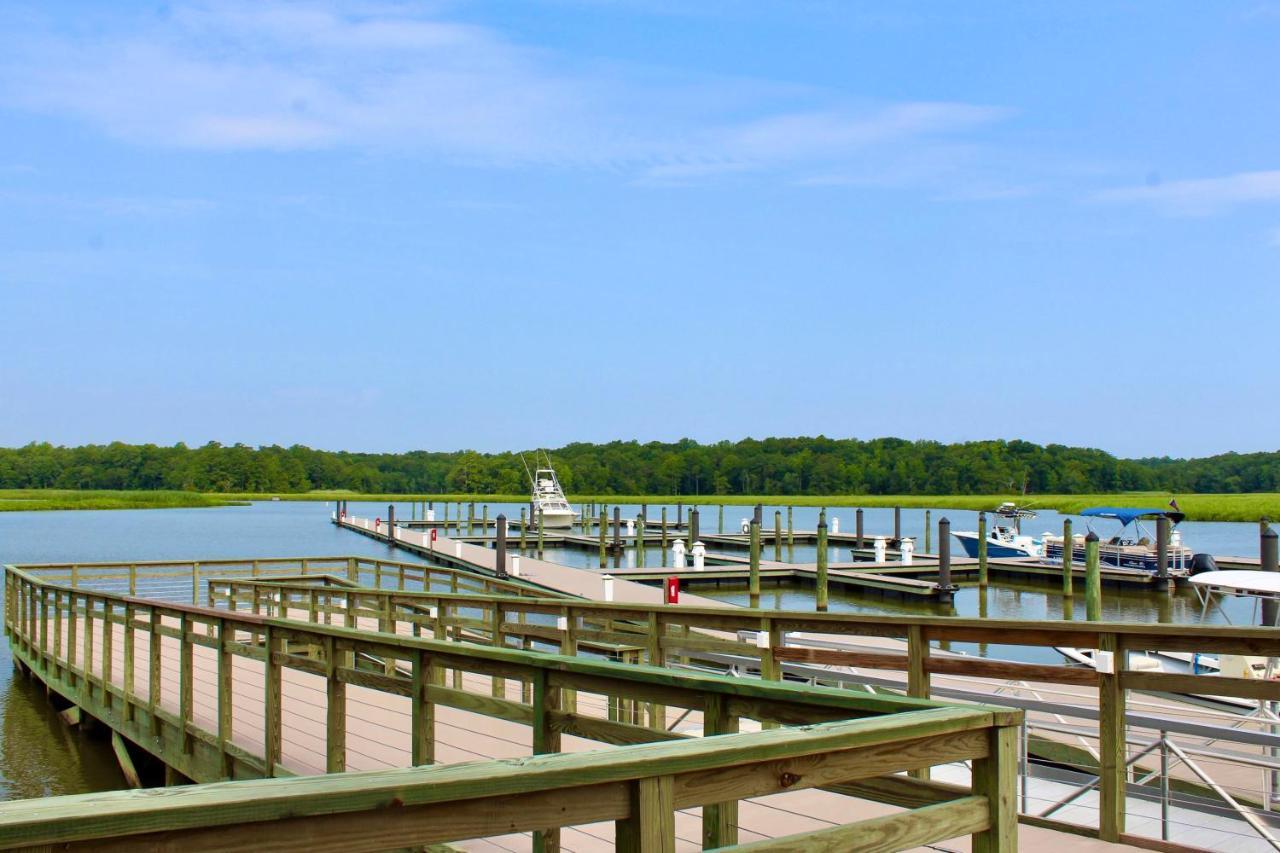Hotel Surry Seafood Company Exterior foto